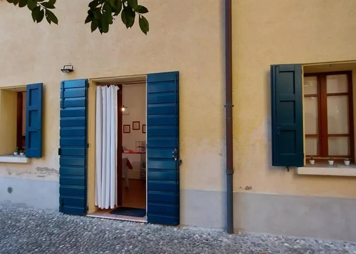 6.4.6 - Via Jodi 6 *