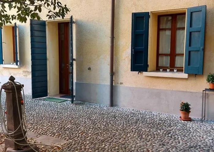 6.4.6 - Via Jodi 6 * ريجّو إيميليا