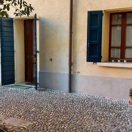 6.4.6 - Via Jodi 6 * Reggio Emilia